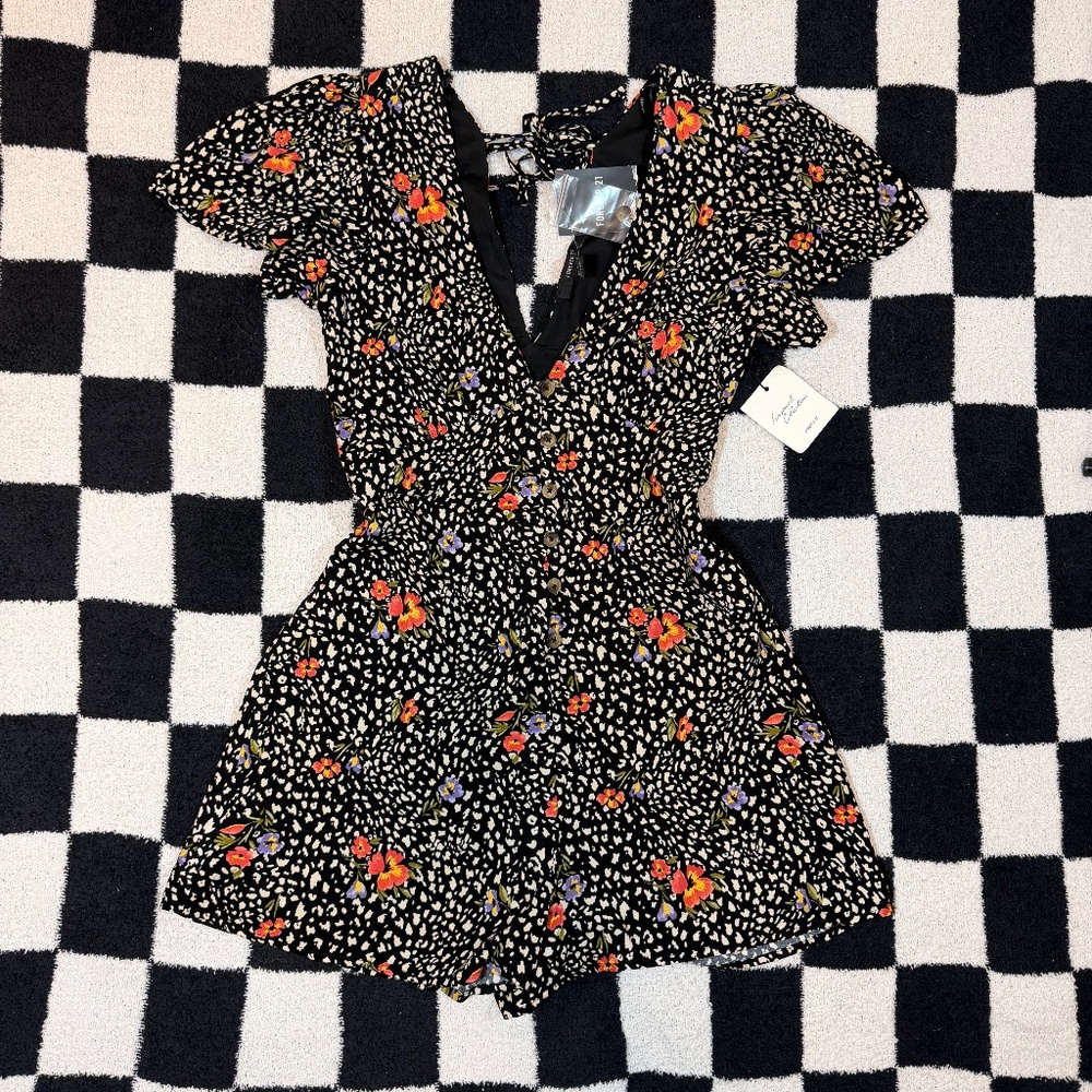 nwt women's forever 21 black floral v-neck button down romper size small